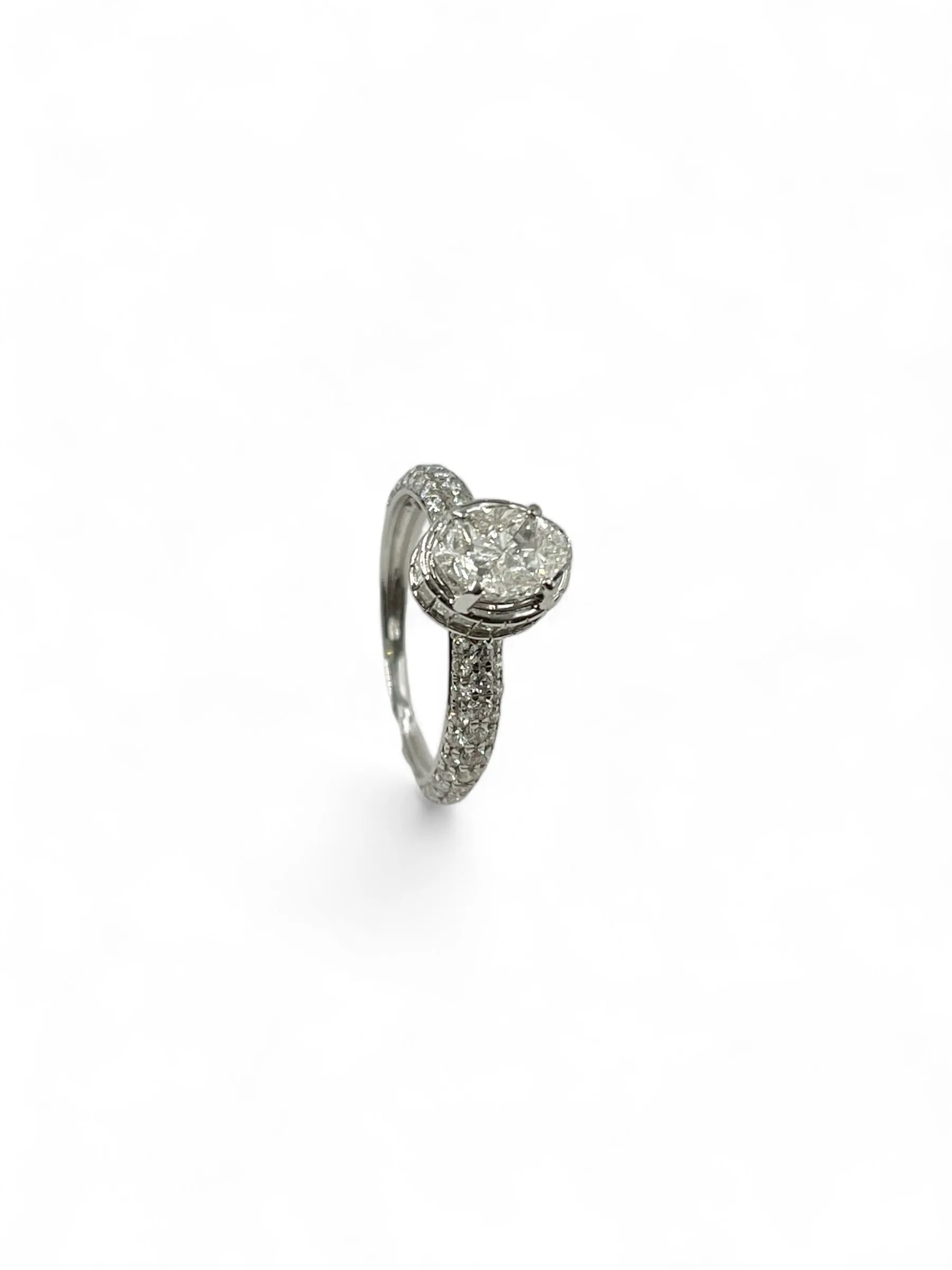 ALISSA PIE CUT OVAL RING