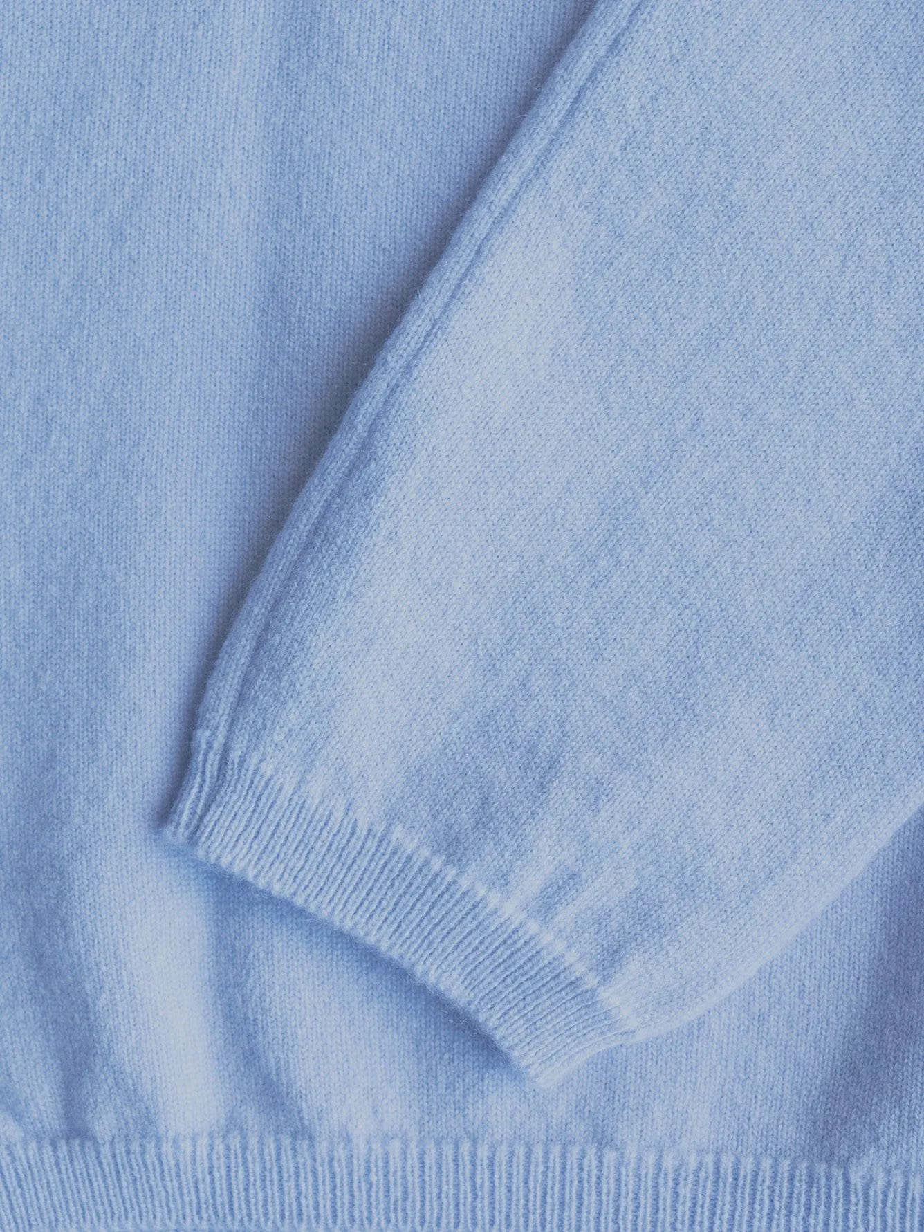 BERK-Cambric Vee Cardigan 1 Ply
