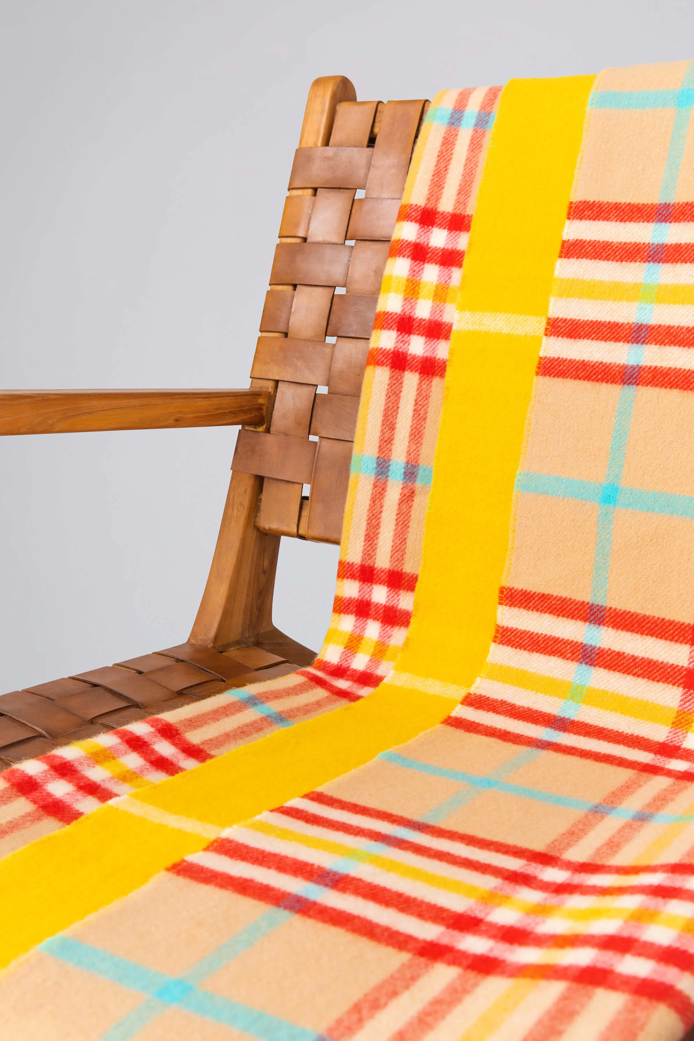 Double Face Check Lambswool Throw