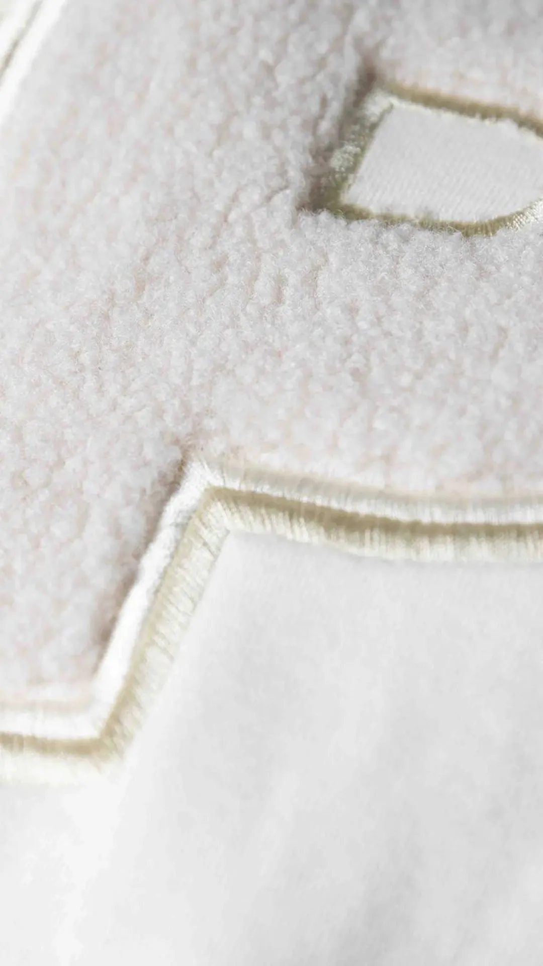 DRYP Charli Oversized Unisex Crew - Cannoli Cream