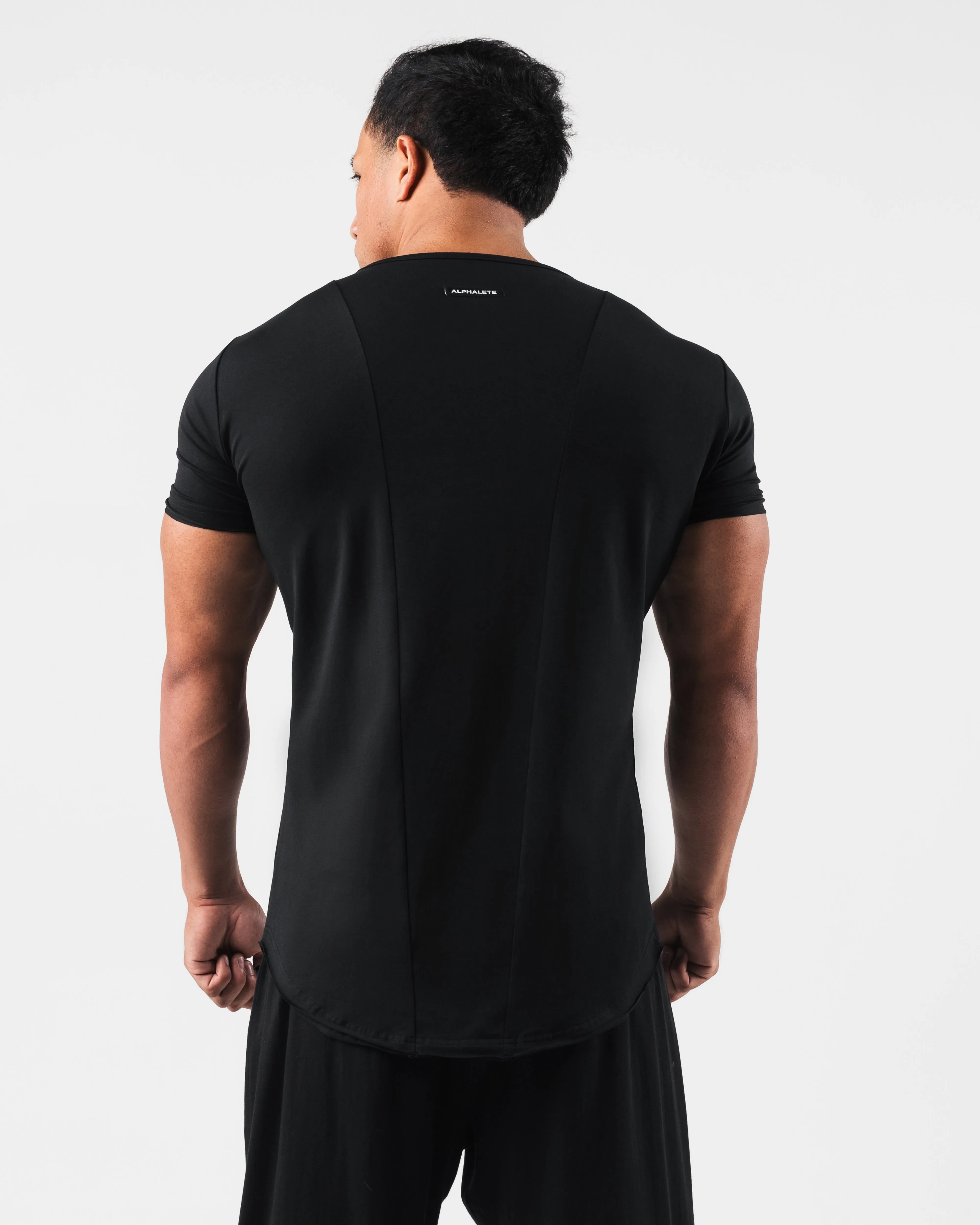 Essential Scoop Neck - Black