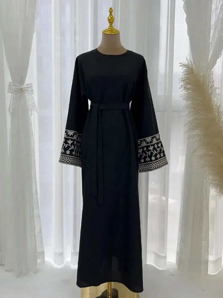 Floral Embroidery Muslim Abaya - Lace-Up Eid Dress