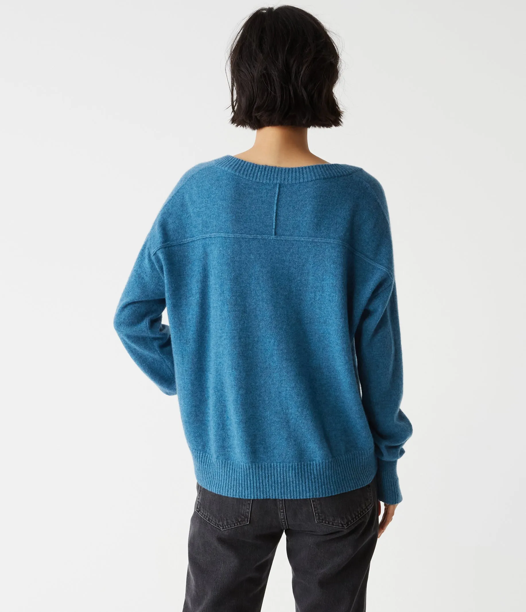 Gemma V-Neck Cashmere Sweater