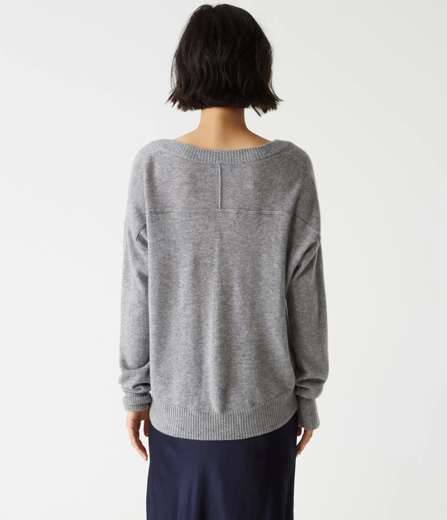 Gemma V-Neck Cashmere Sweater