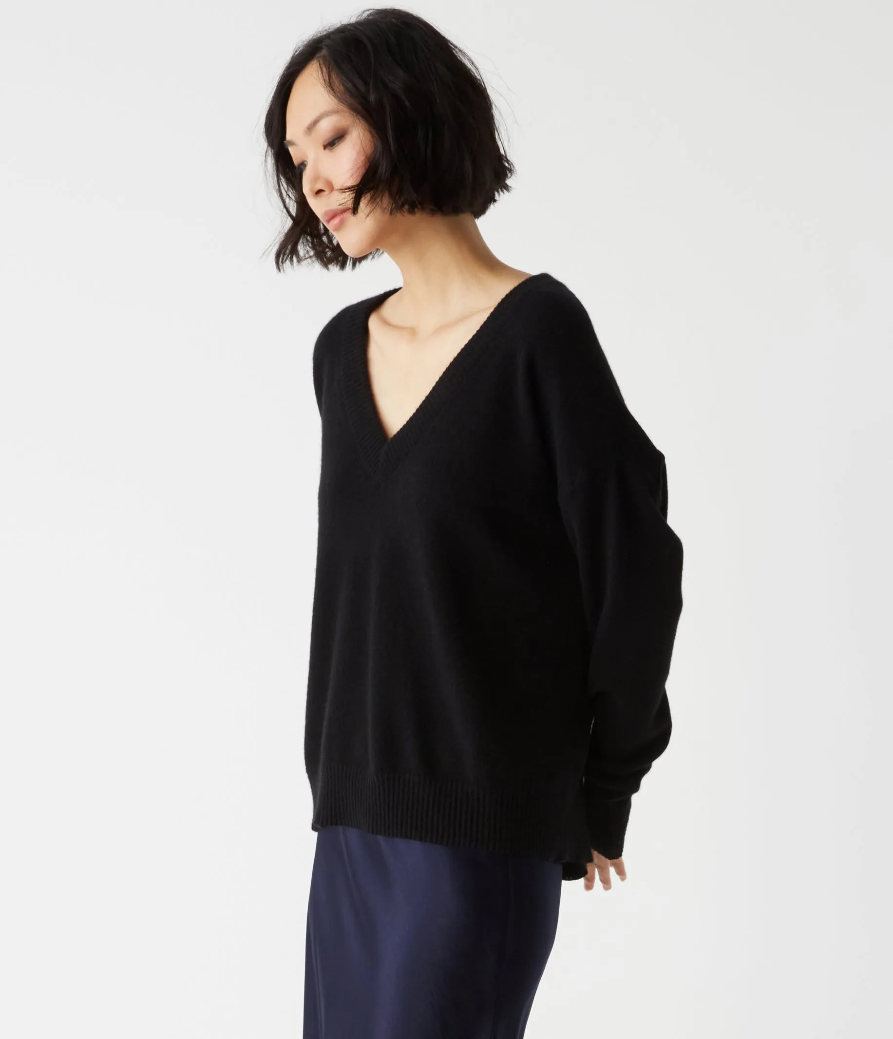 Gemma V-Neck Cashmere Sweater