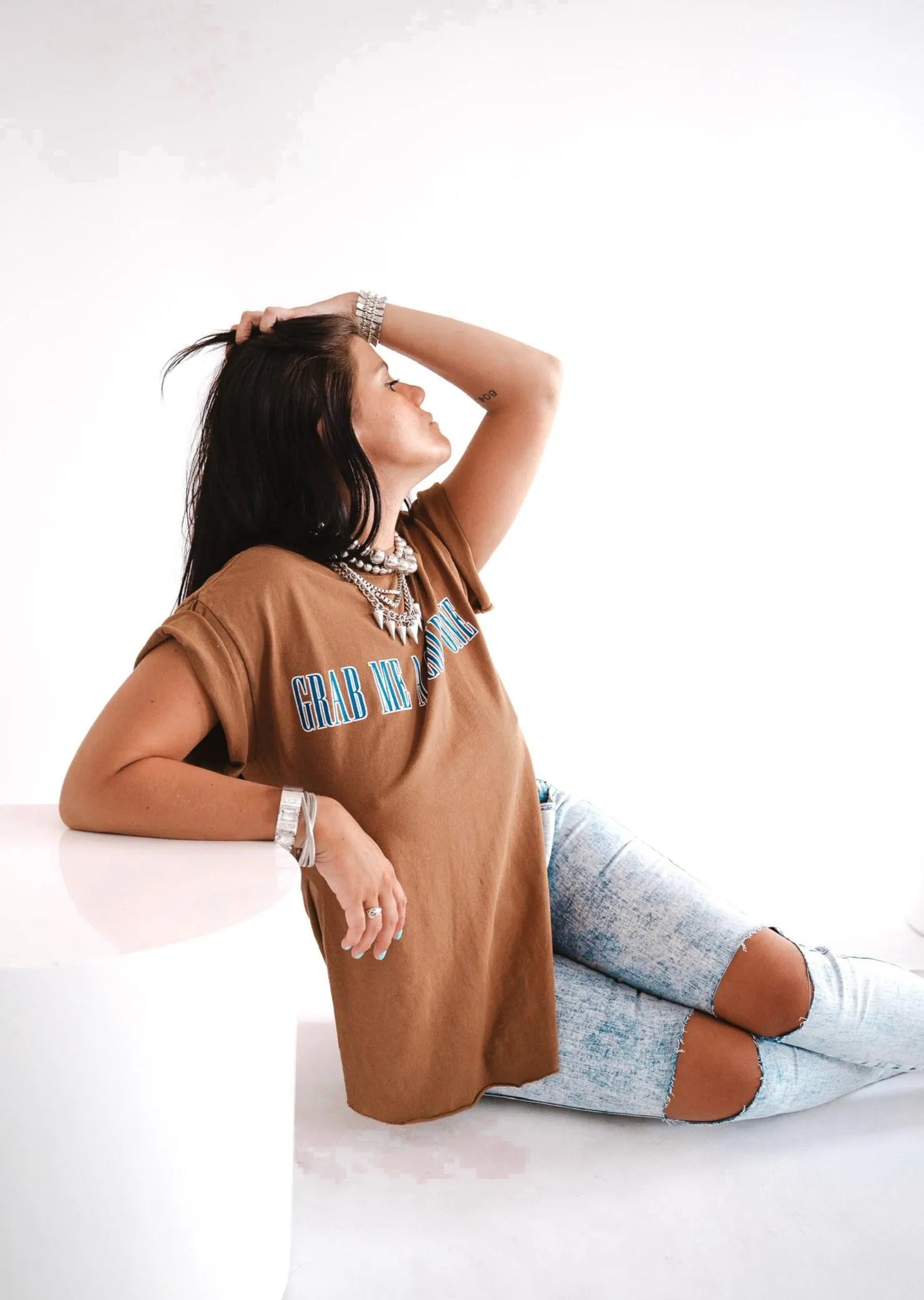 GRAB ME A COLD ONE SIDE SLIT TEE