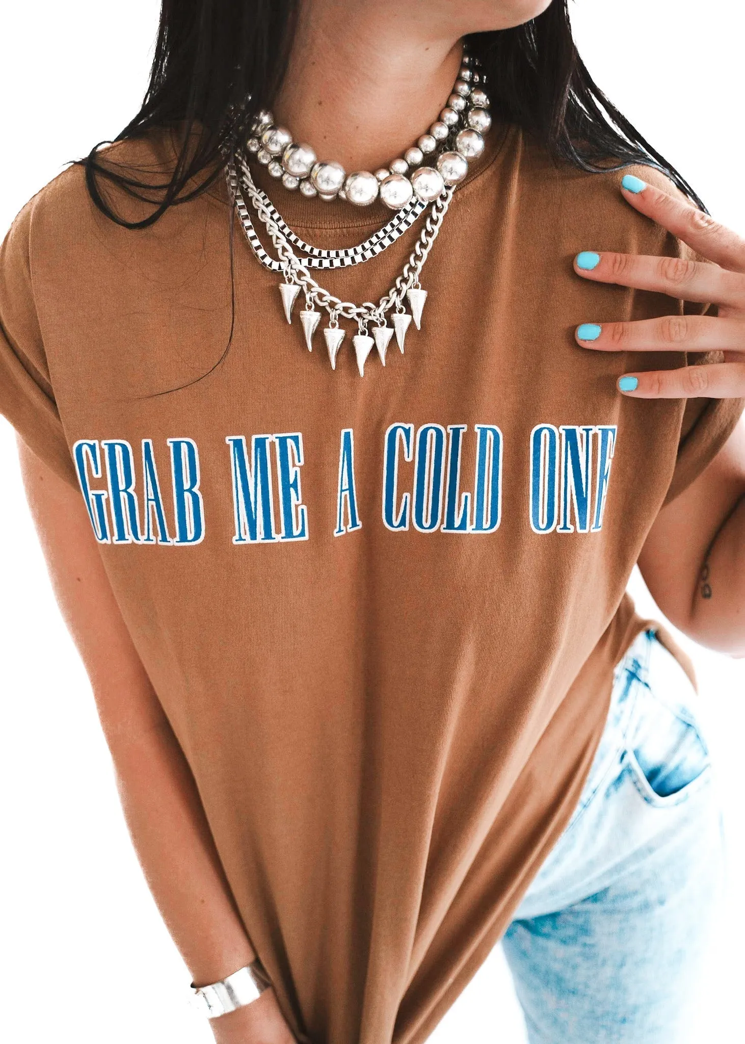GRAB ME A COLD ONE SIDE SLIT TEE
