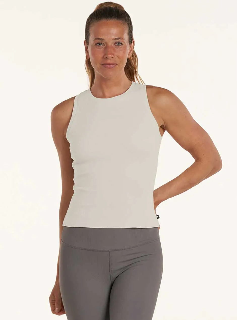Thrive Société Women's Classic Crew Neck Cropped Tank Top - Chalk White